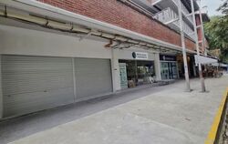 Holland Drive (D10), Retail #603571031